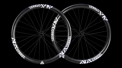 newsletter-beyond-700c-redefining-the-gravel-footprint-with-anax-gravel