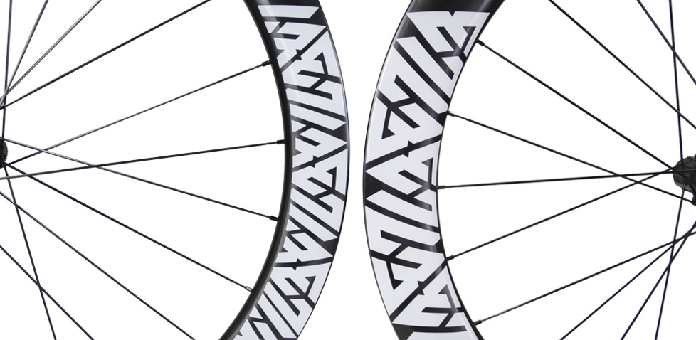 lightbicycle-airia-52-65-disc-brake-mixed-depth-wheelset-700c
